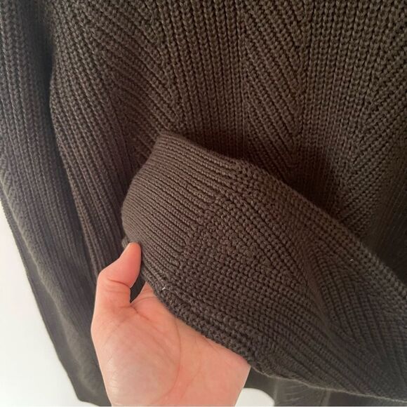 H&M Black Chunky Cable Knit Crewneck Pullover Sweater - Picture 4 of 6